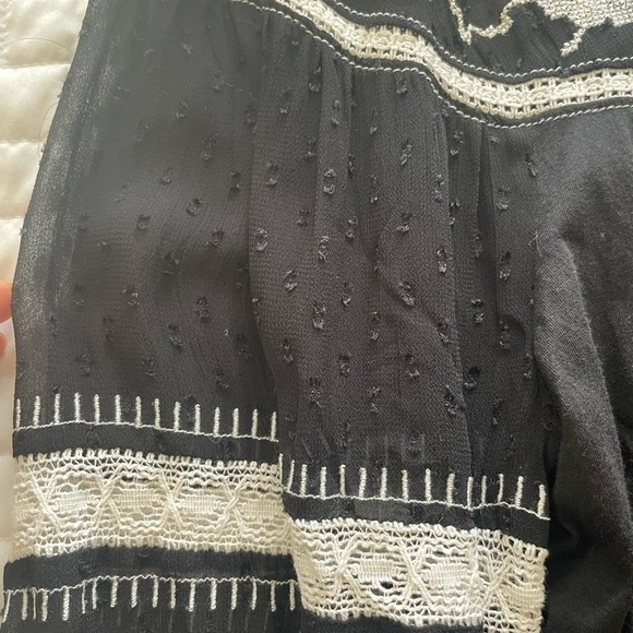 New / Anthropologie top by Maeve - Picture 5 of 7